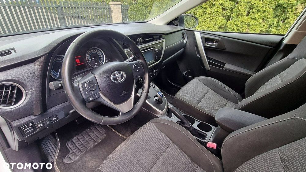 Toyota Auris - 9