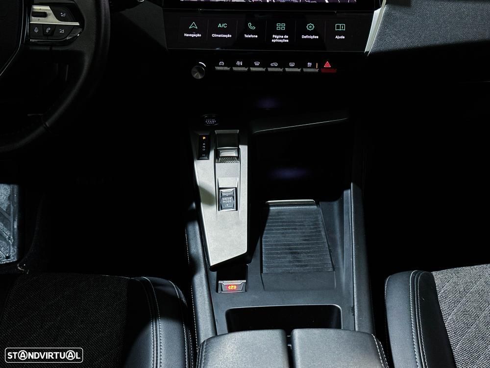 Peugeot 408 1.2 PureTech Allure Pack EAT8 - 20