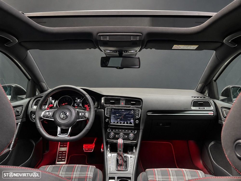 VW Golf 2.0 TSi GTi DSG Performance - 18