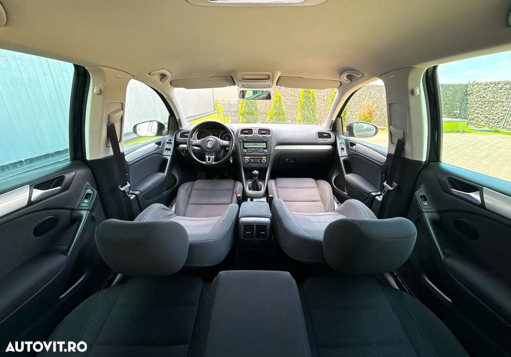 Volkswagen Golf 1.6 TDI DPF Trendline - 23