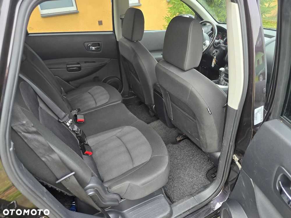 Nissan Qashqai+2 - 11