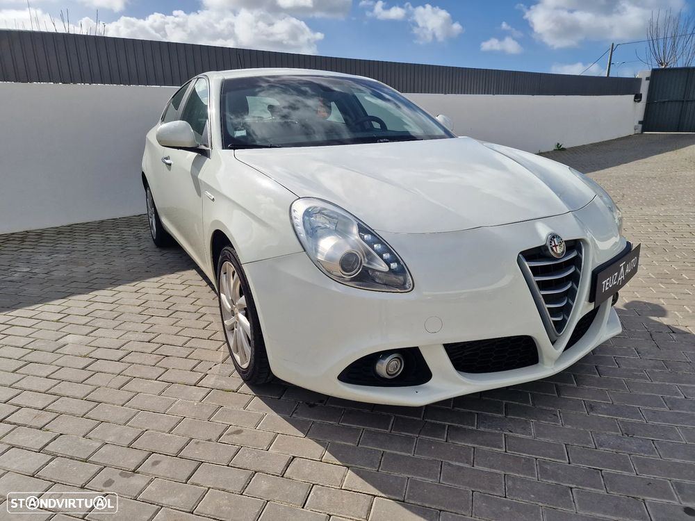 Alfa Romeo Giulietta 1.6 JTDM Exclusive - 1