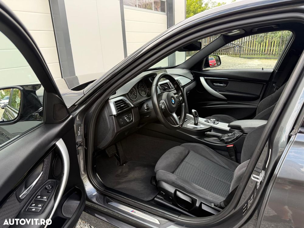 BMW Seria 3 318i Aut. M Sport - 13
