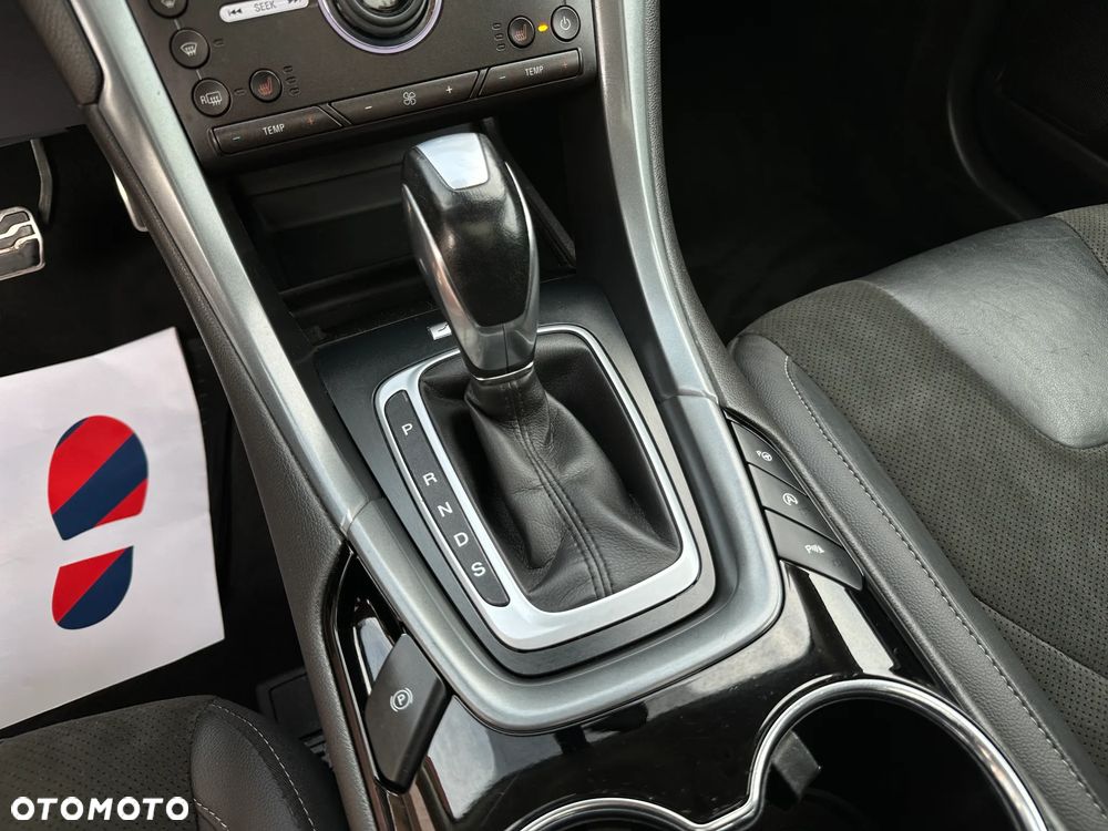 Ford Mondeo - 26