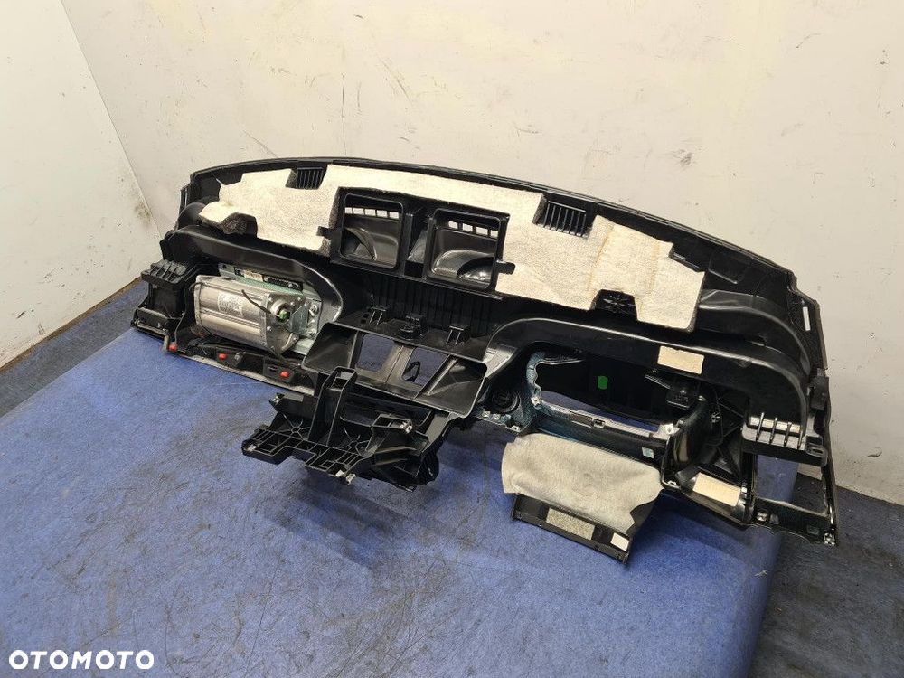 BMW 116 E87 DESKA ROZDZIELCZA - 10