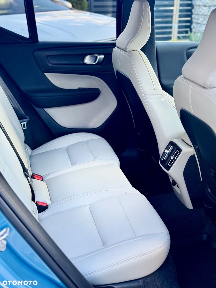 Volvo XC 40 B5 AWD Ultimate Bright - 15