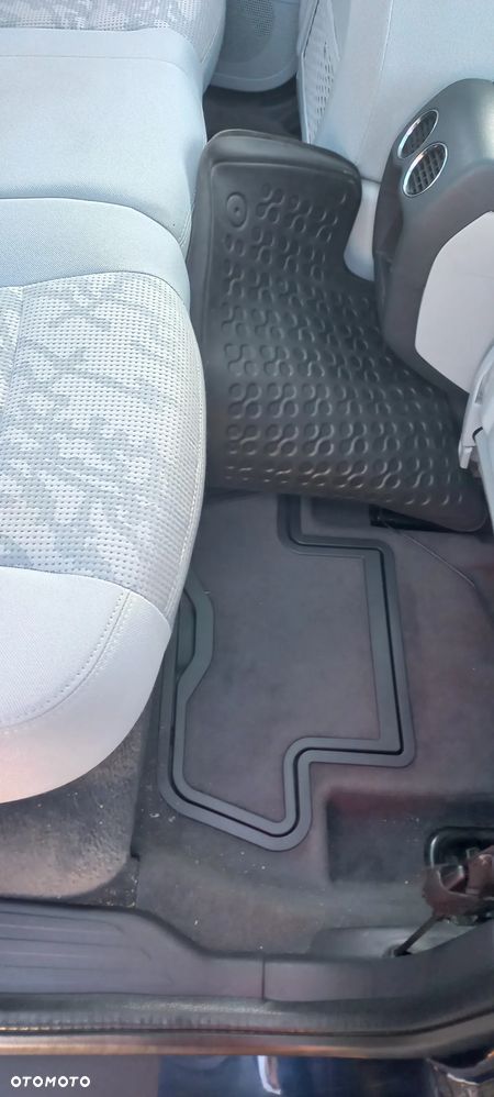 Peugeot 3008 1.6 Premium - 28