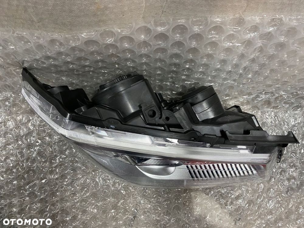 LAMPA PRAWA RENAULT MEGANE II 2 LIFT 260103726R - 5