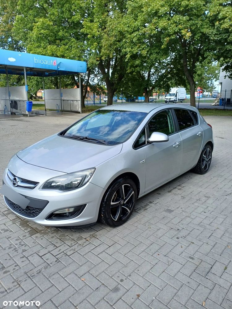 Opel Astra - 2