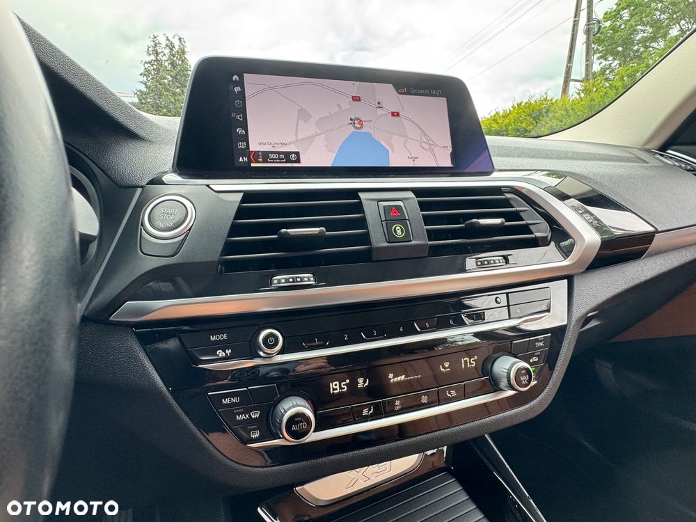 BMW X3 sDrive18d xLine sport - 34