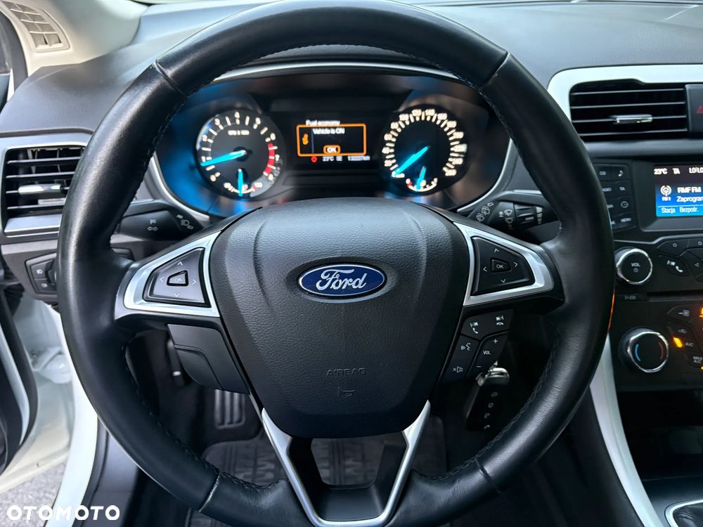 Ford Mondeo - 22