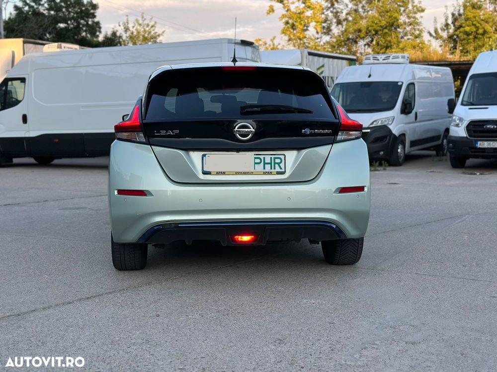 NISSAN Leaf 2019 — imagine 3