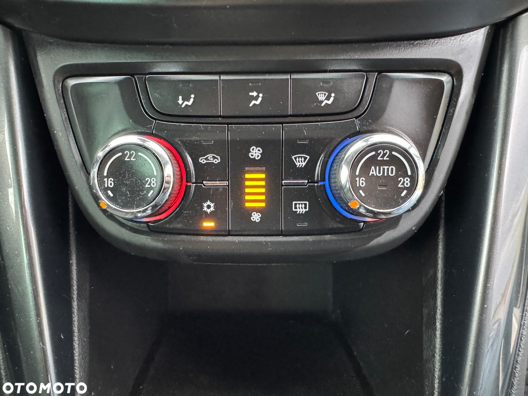 Opel Zafira 1.6 DIT Start/Stop Business Innovation - 19