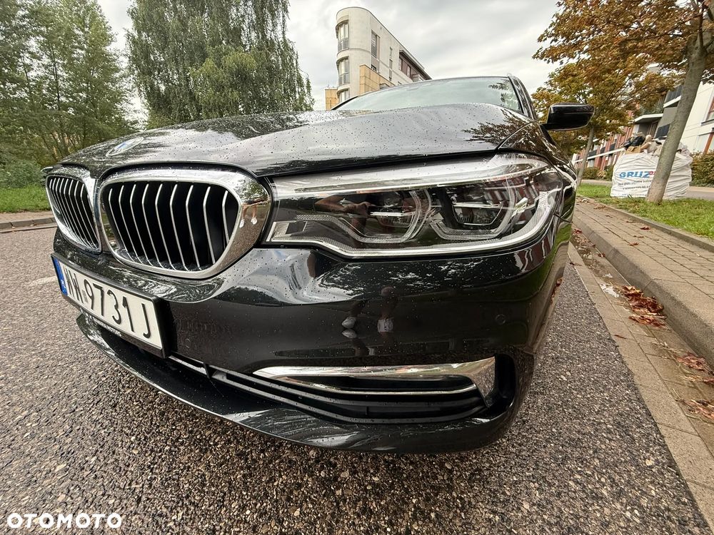 BMW Seria 5 530i xDrive Luxury Line - 8