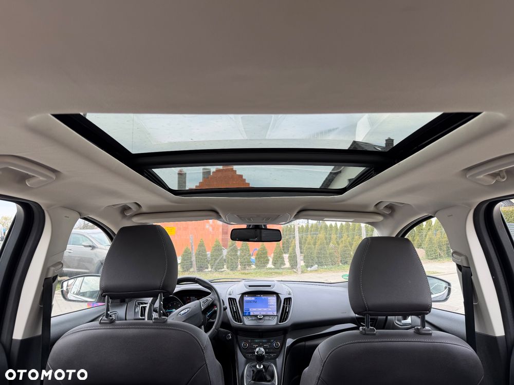 Ford Kuga 2.0 TDCi 4x2 Titanium - 16