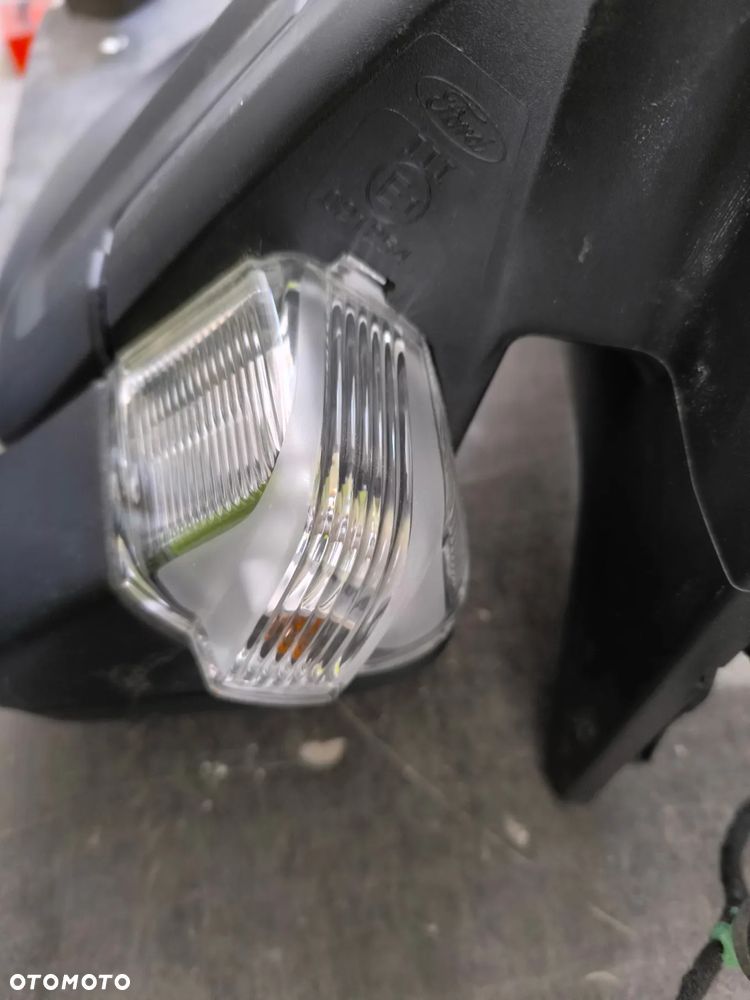 lusterko prawe ford transit custom 2 pin - 8