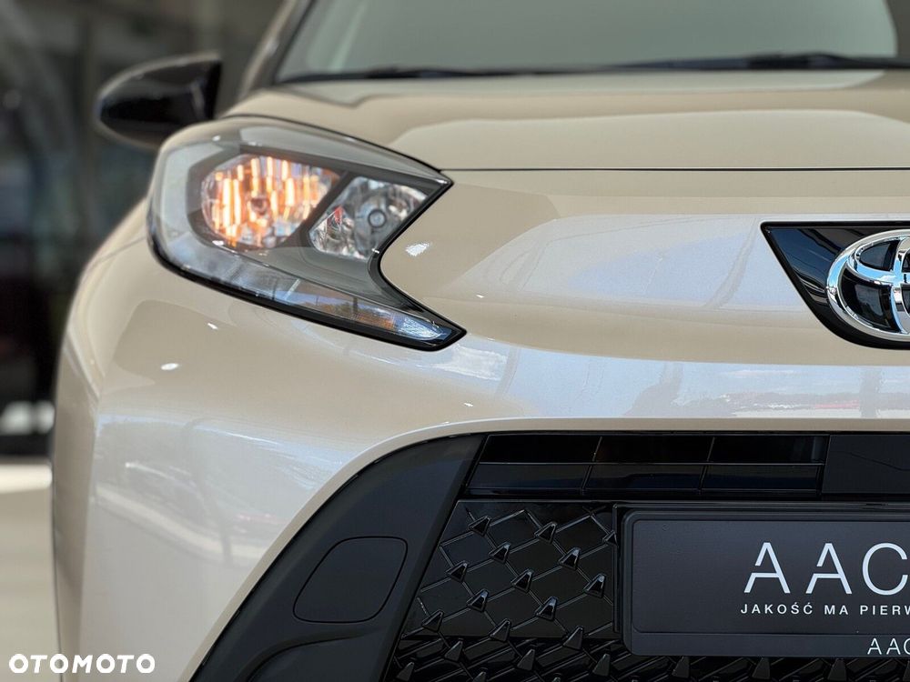 Toyota Aygo X 1.0 VVT-i Style CVT - 38