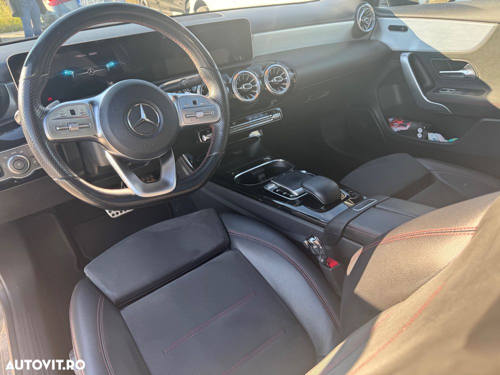 Mercedes-Benz A ver-200-7g--dct-amg-line - 22