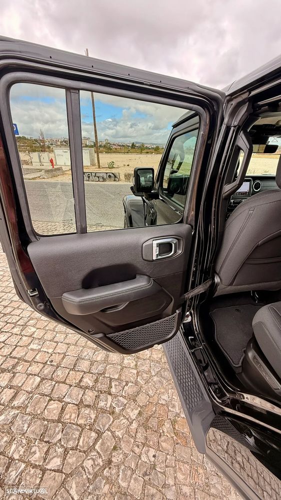 Jeep Wrangler Unlimited 2.0 TG 4xe Sahara - 27