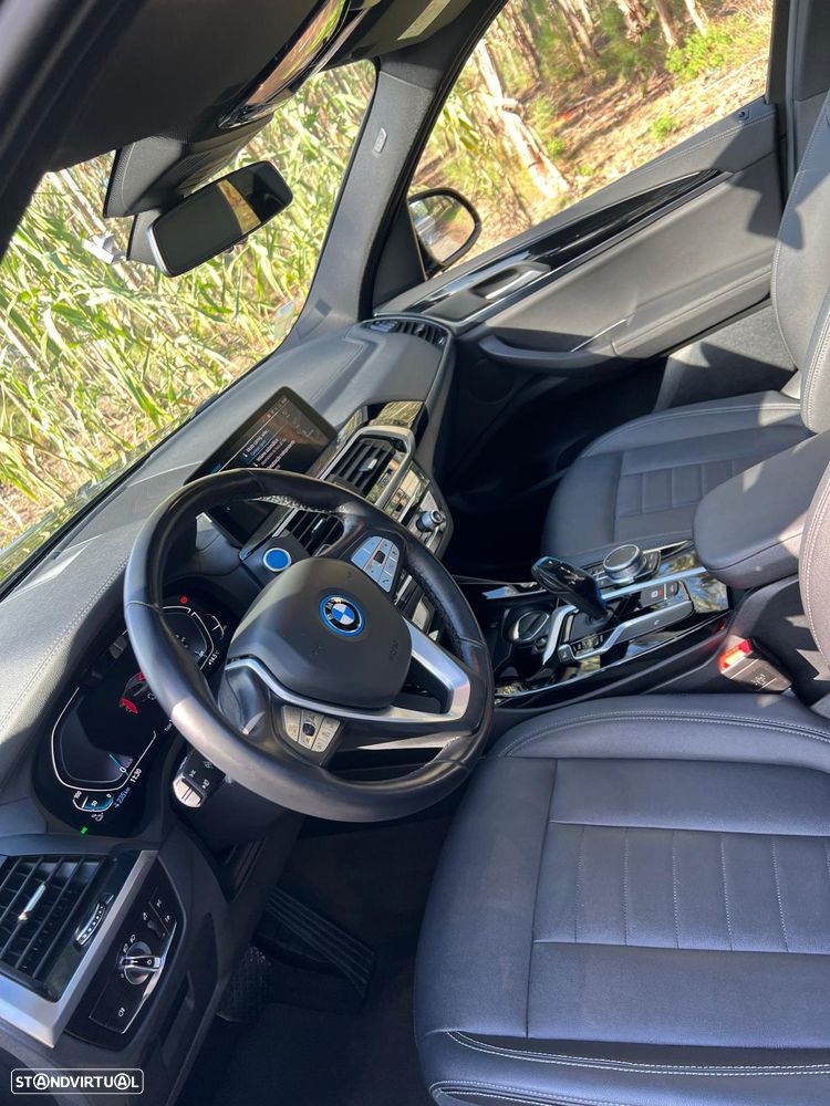 BMW iX3 Inspiring - 39