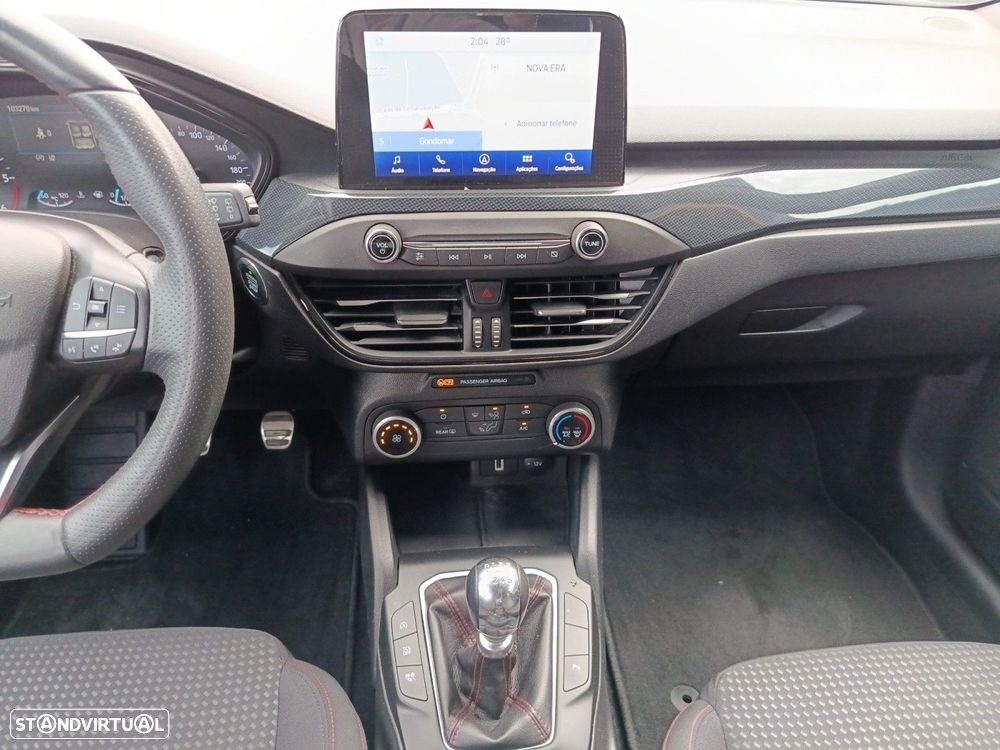 Ford Focus SW 1.5 TDCi EcoBlue ST-Line - 11