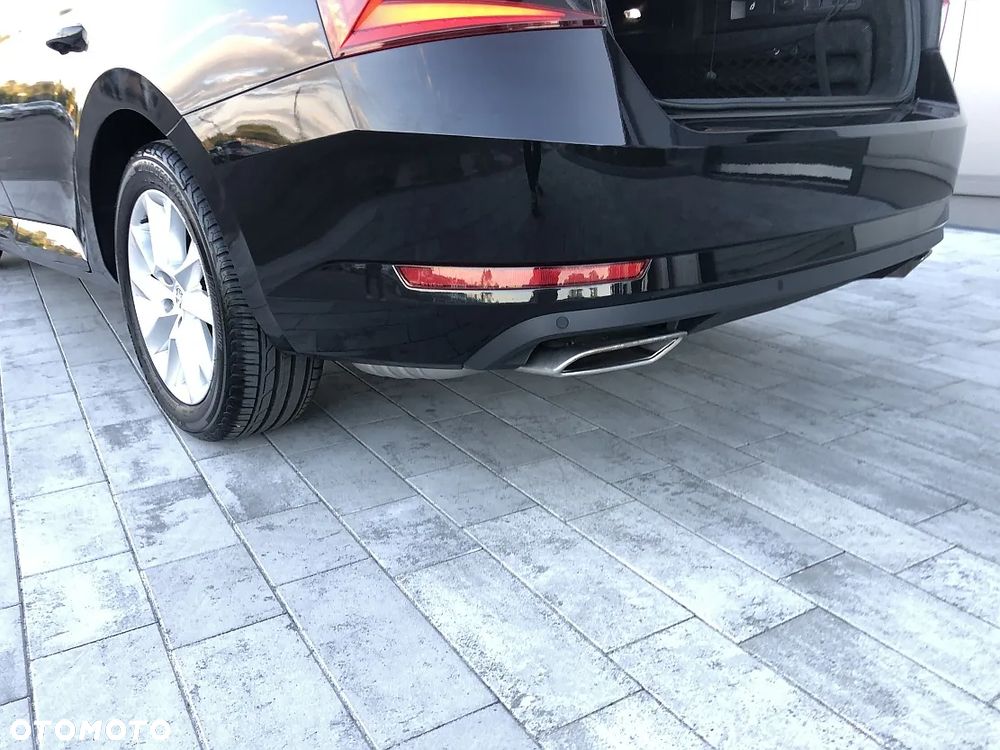 Skoda Superb 2.0 TSI 4x4 DSG Style - 32