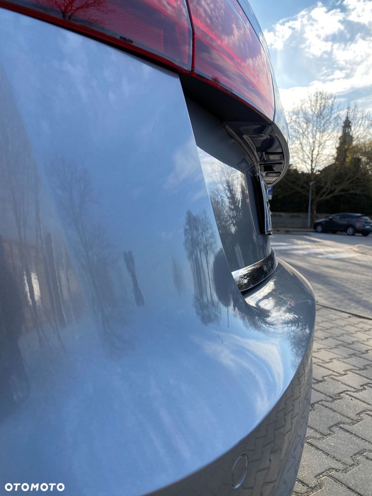 Audi A6 Avant 2.0 TDI ultra S tronic - 11