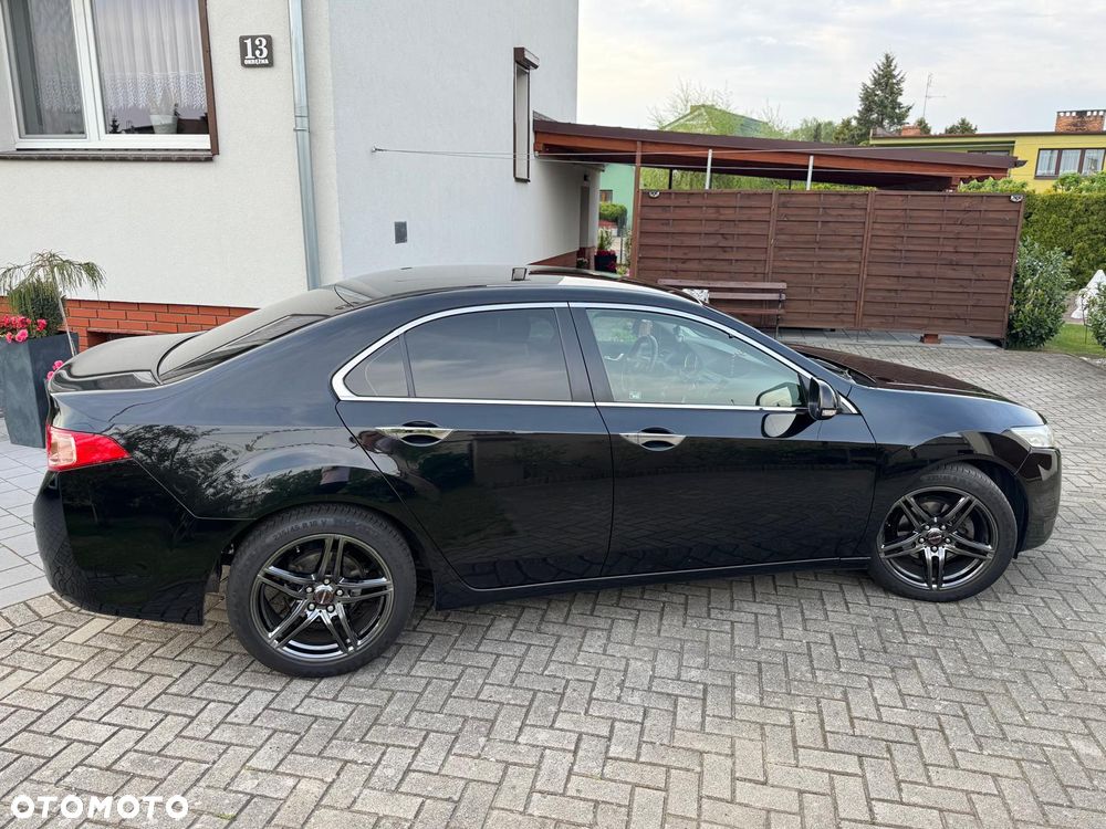 Honda Accord 2.0 Elegance - 16
