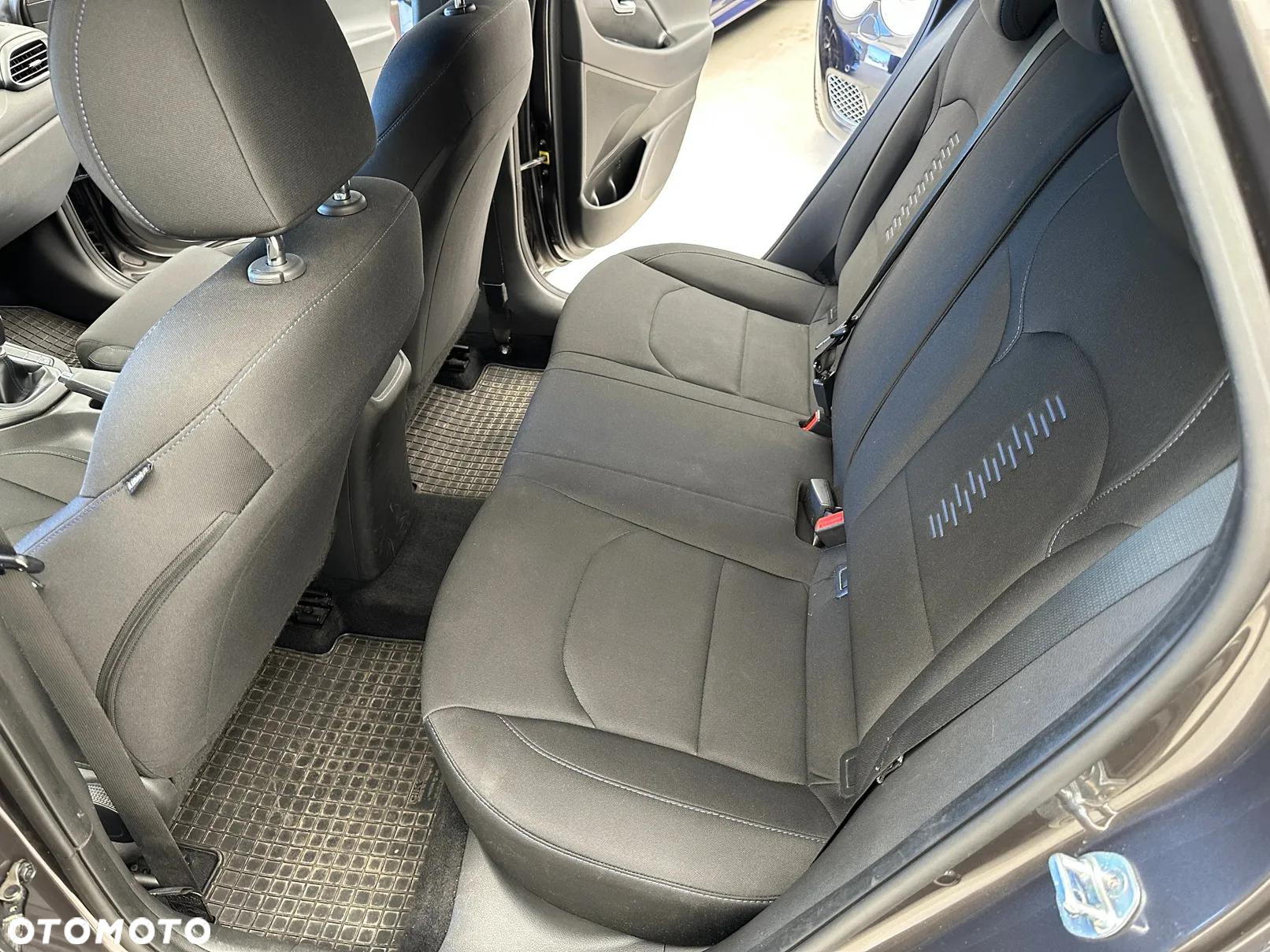 Hyundai i30 1.4 BlueDrive Go - 8