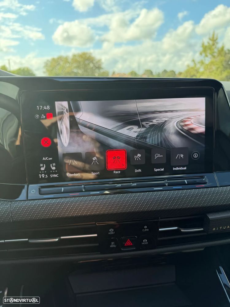 VW Golf 2.0 TSI R DSG - 24