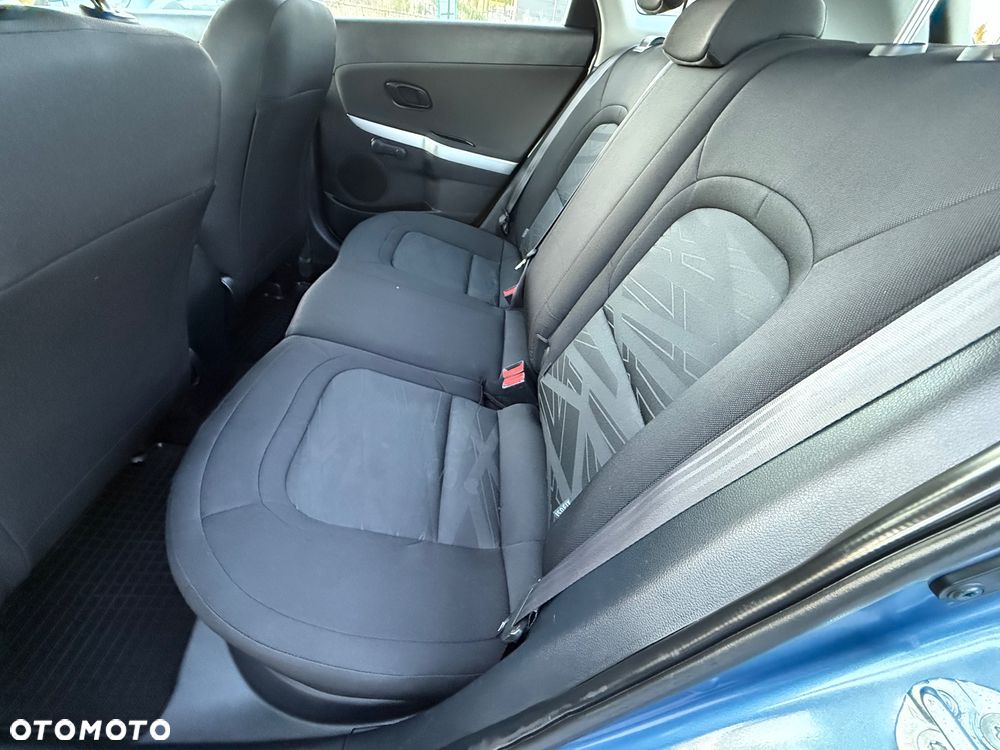 Kia Ceed 1.4 CVVT - 24