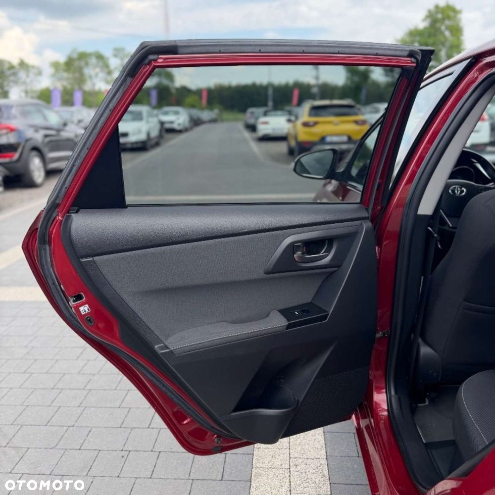 Toyota Auris - 21