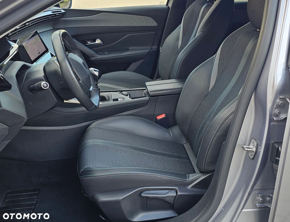 Peugeot 308 BlueHDi 130 Allure - 23