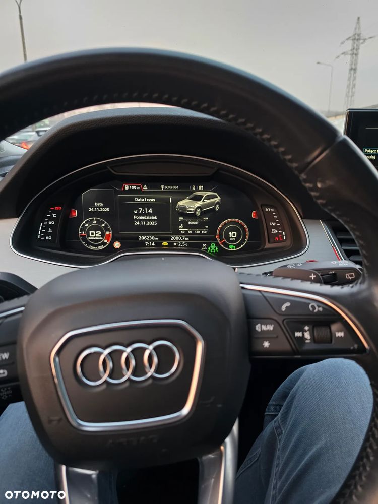 Audi SQ7 - 28
