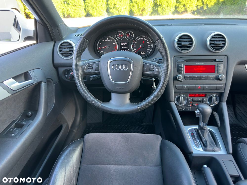 Audi A3 Sportback 1.8 TFSI S tronic S line Sportpaket - 5