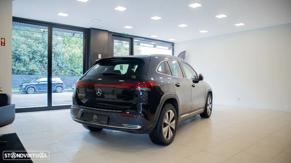 Mercedes-Benz EQA 250 - 4