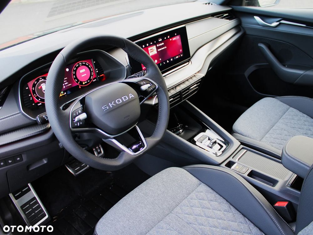 Skoda Octavia 1.5 TSI mHEV Sportline DSG - 8