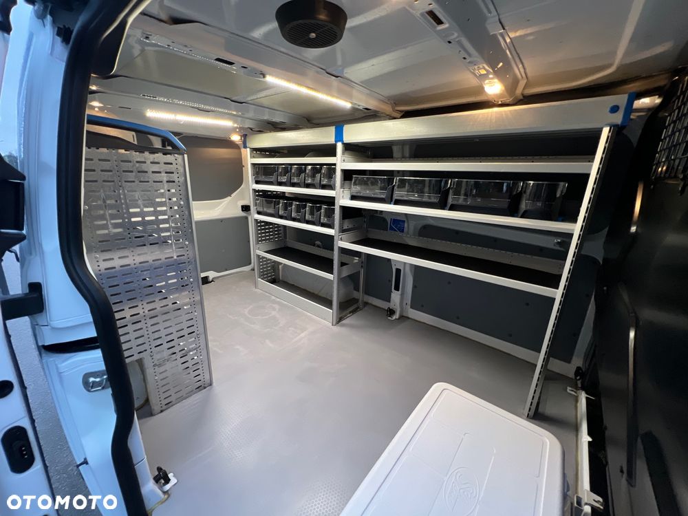 Ford Transit Custom - 28