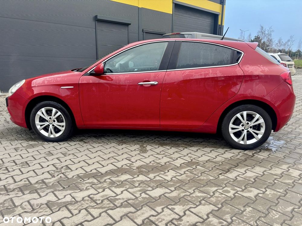 Alfa Romeo Giulietta 2.0 JTDM Distinctive - 3