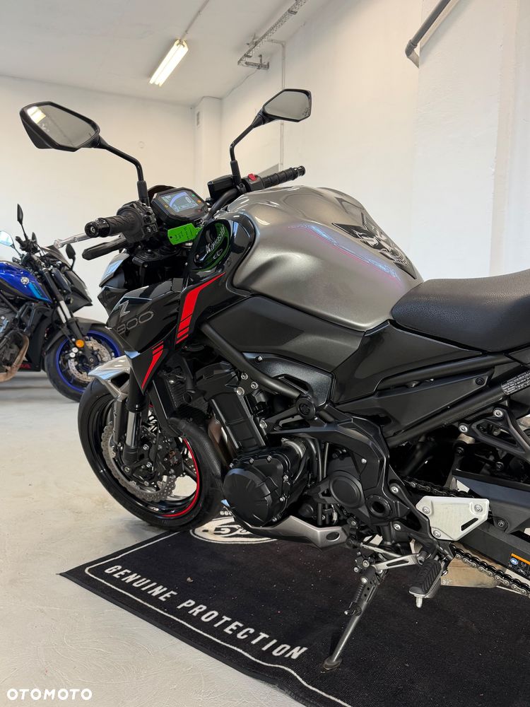 Kawasaki Z 900 - 7