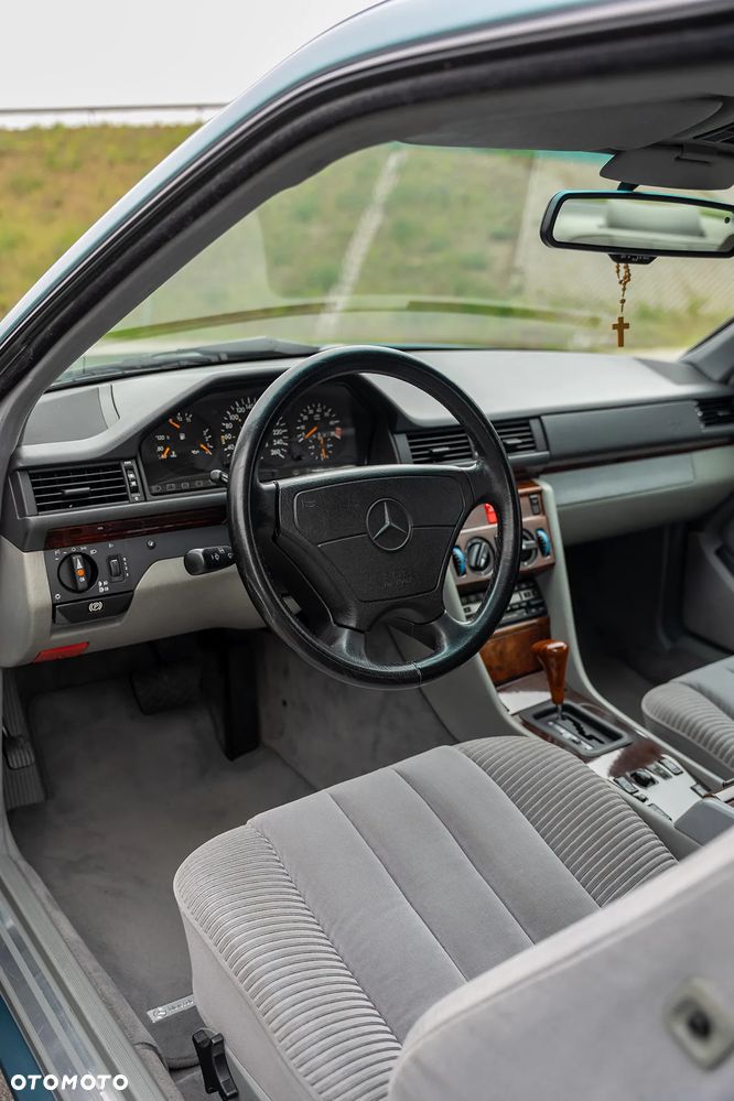 Mercedes-Benz W124 (1984-1993) - 7