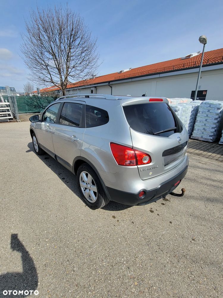 Nissan Qashqai+2 - 6