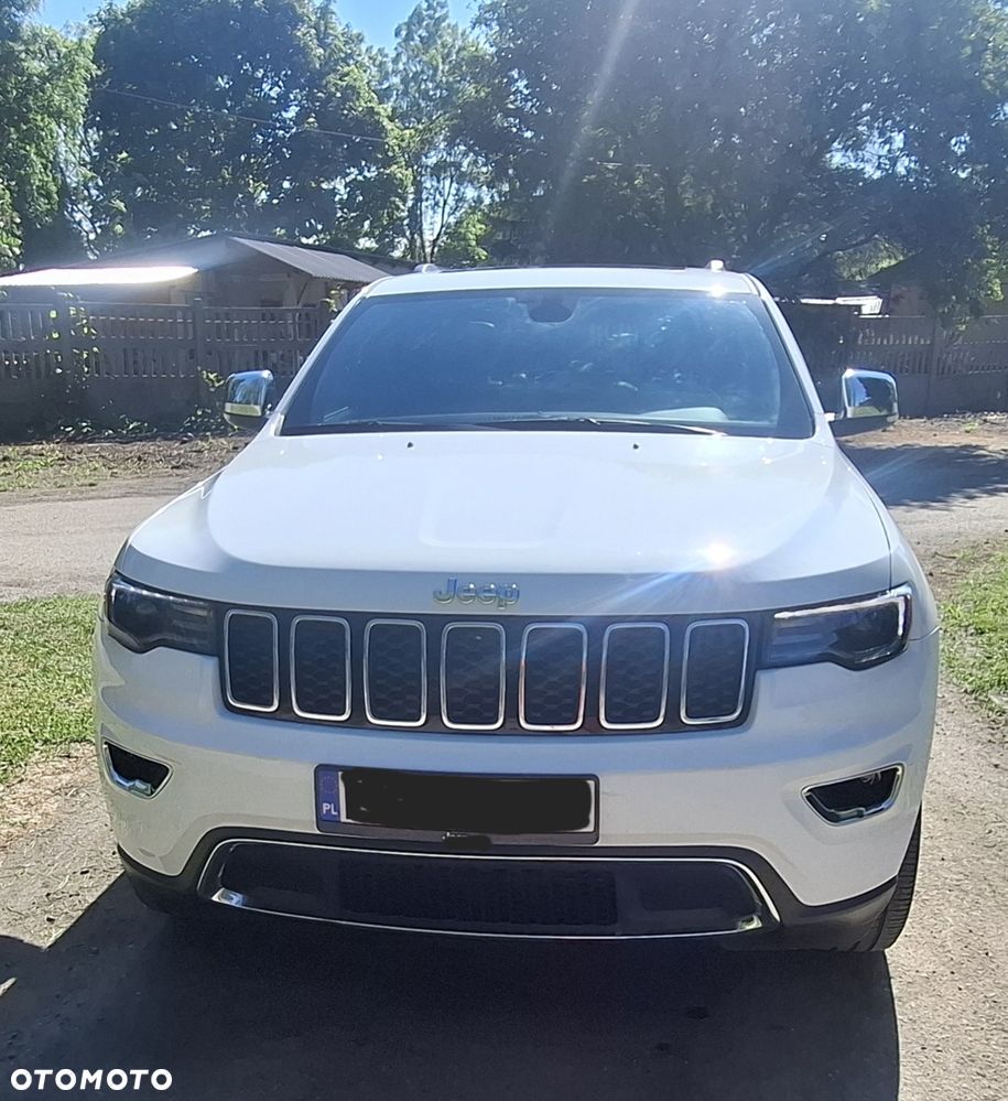 Jeep Grand Cherokee - 1