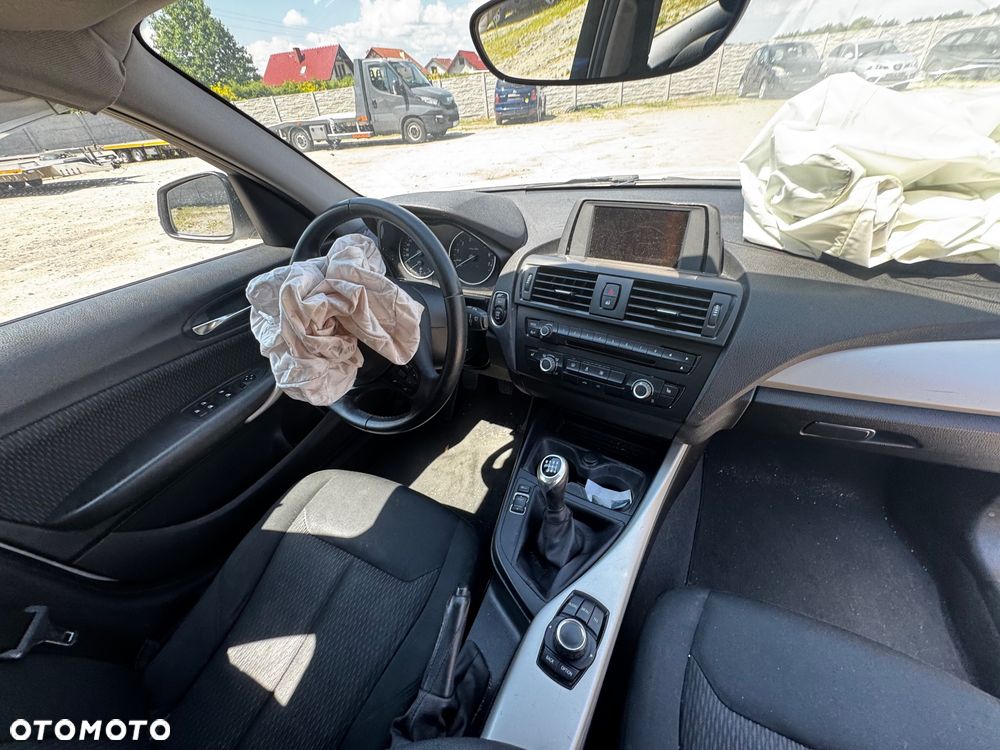 BMW Seria 1 118i Advantage - 13