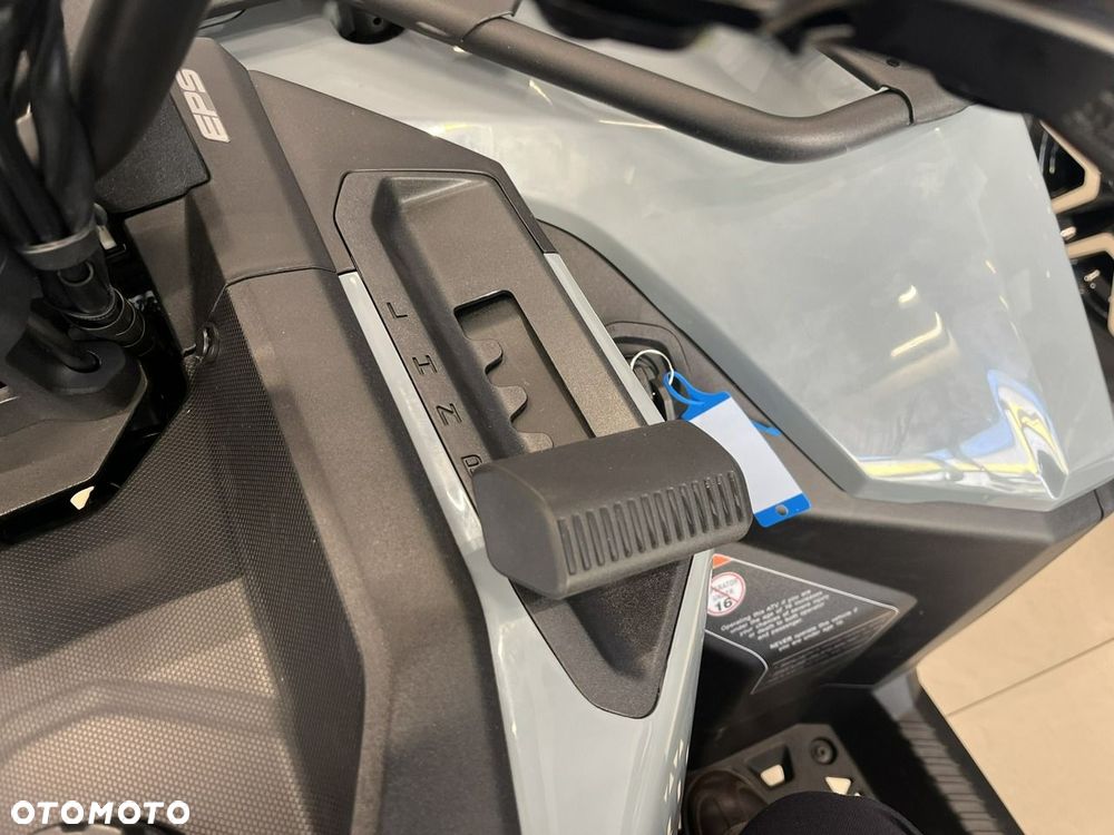 CFMoto CForce - 10