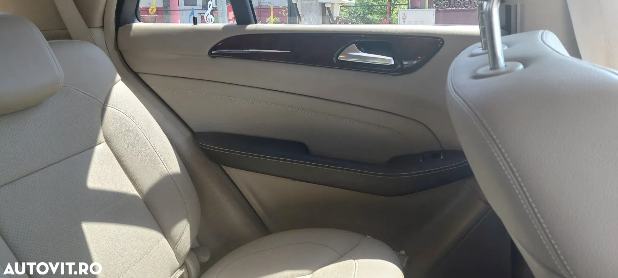 Mercedes-Benz ML 250 BlueTec 4MATIC Aut - 11