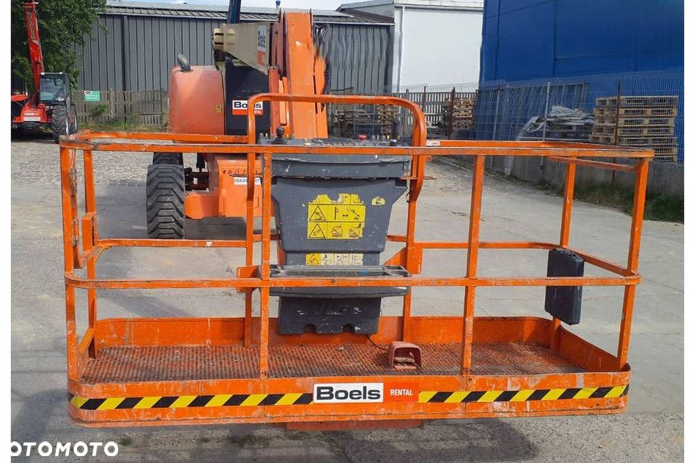JLG 800AJ - 4