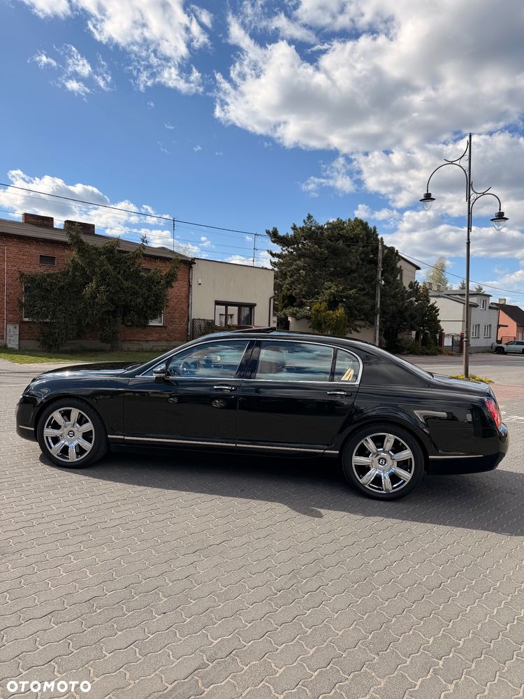 Bentley Flying Spur - 4