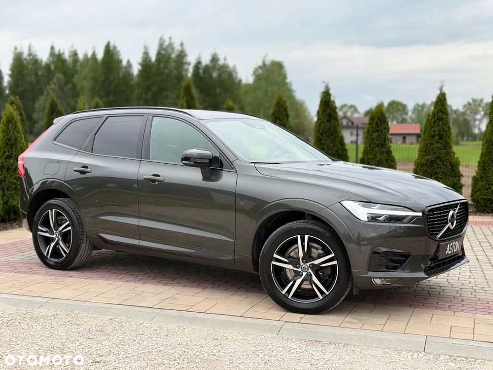 Volvo XC 60 B4 D AWD Ultimate Dark - 3