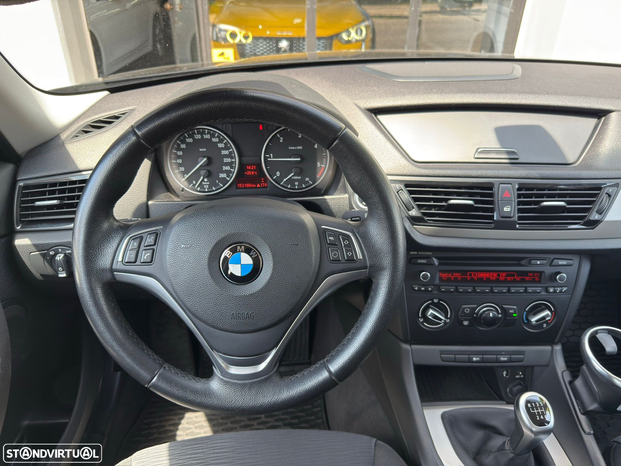 BMW X1 20 d sDrive - 18